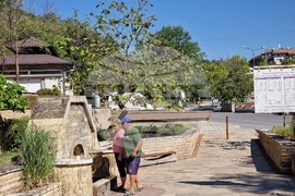 Село Минерални бани - туризъм