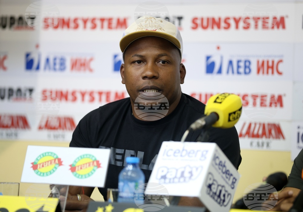 Старши треньорът на националния отбор на България по бокс за мъже Жоел Арате: "Изпращаме много успешна година"