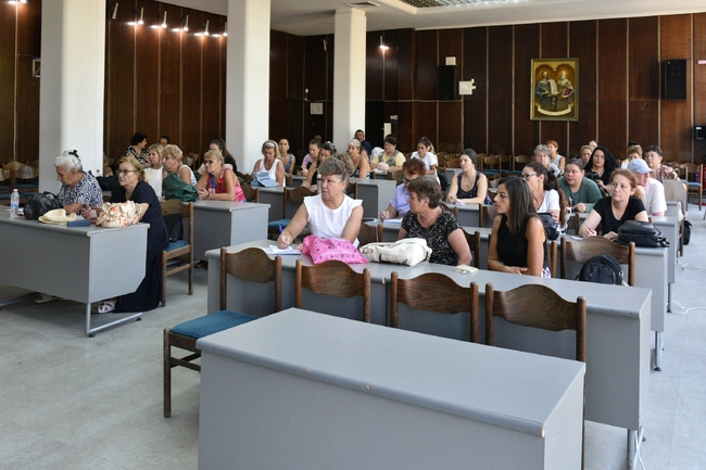 Община Сливен: Разпределиха средствата от втория транш на общинската субсидия за читалищата