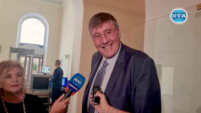 Ще кажа какво сме свършили и тя ще прецени, каза министър Георги Глушков за евентуална покана от Горица Грънчарова да остане на поста си