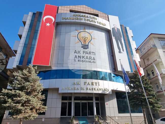 Ердоган може да смени до девет министри в правителството, според телевизия ТГРТ