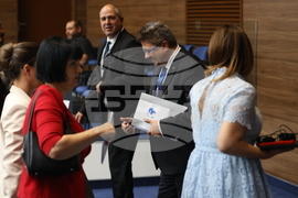 Парламент - заседание - Кирил Вълчев