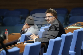 Парламент - заседание - Кирил Вълчев