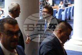 Парламент - заседание - Кирил Вълчев