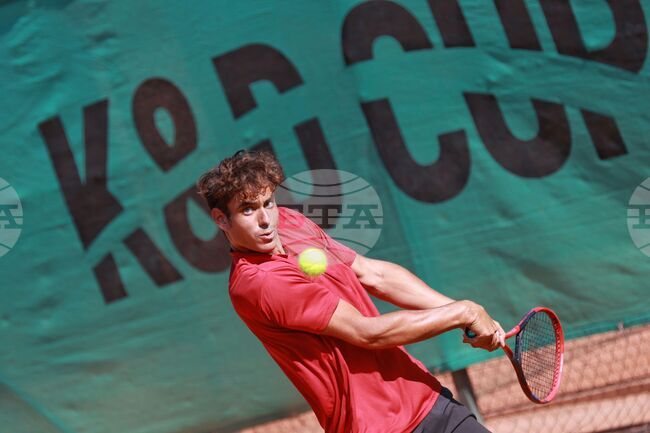 Динко Динев се класира за четвъртфиналите на сингъл на турнир по тенис в Сърбия