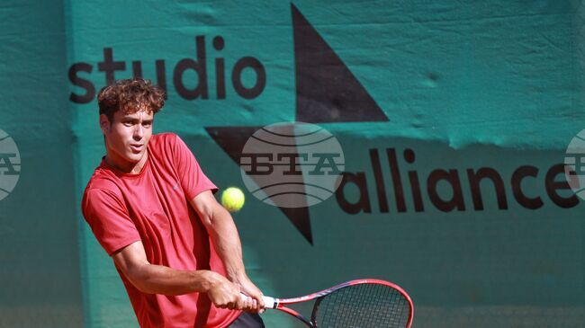 Динко Динев се класира за втория кръг на сингъл на турнир по тенис в Гърция