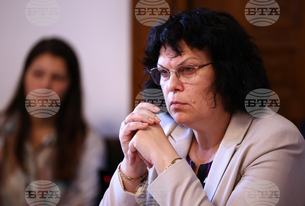 Народно събрание - Комисия по въпросите на младежта и спорта - Комисия по демографската политика, децата и семейството - съвместно заседание