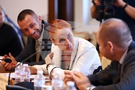 Народно събрание - Комисия по въпросите на младежта и спорта - Комисия по демографската политика, децата и семейството - съвместно заседание