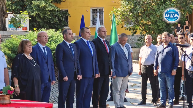 Служебният министър на вътрешните работи Калин Стоянов откри възстановения участък "Полиция" в Копривщица