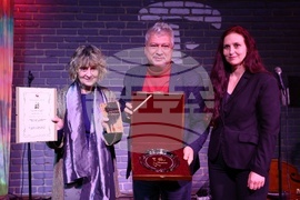 Златен лъв - годишни награди