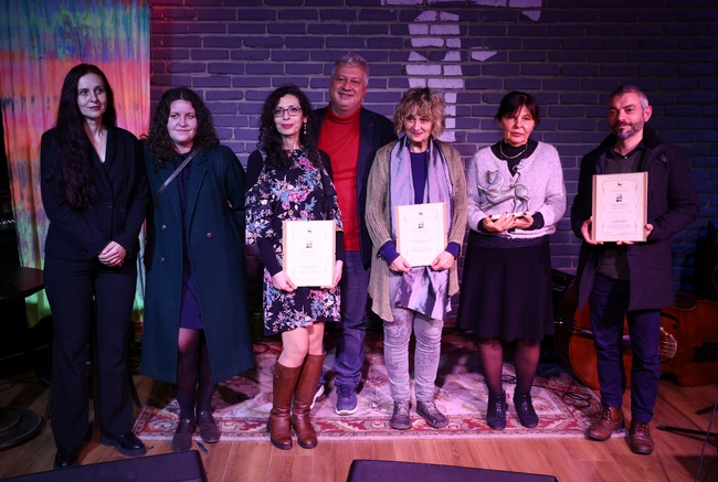 Златен лъв - годишни награди