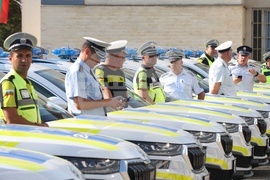 ГДНП - нови автомобили - министър - връчване