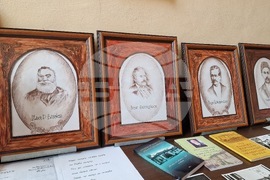 Шумен - изложба - Народно читалище „Напредък - 1869“