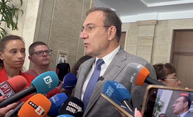 Борислав Гуцанов: Необходимо е стабилно управление и да спре безумието - за три години седем пъти избори