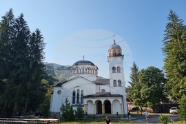 Село Черни Вит - Ловчански митрополит - празник
