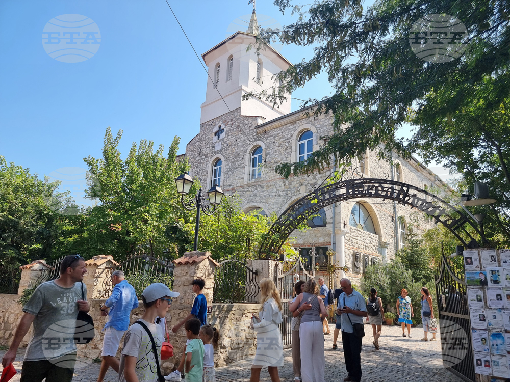Несебър - Сливенски митрополит - Успение Богородично