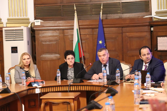 Министерство на земеделието и храните: Средствата по втория транш за т.нар. „украинска помощ“ за земеделските производители ще бъдат осигурени