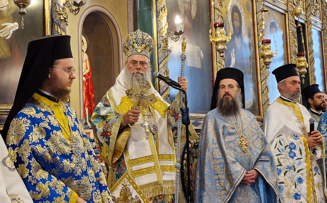 Смирението е било в центъра на живота на Божията Майка, то е в основата на всички останали добродетели, каза пловдивският митрополит Николай