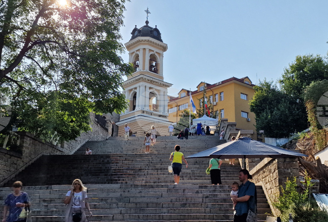 Пловдивският митрополит Николай ще възглави архиерейска света литургия за Успение на Пресвета Богородица