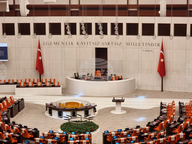 Турският парламент прие закон, предвиждащ сериозни наказания за киберпрестъпленията 