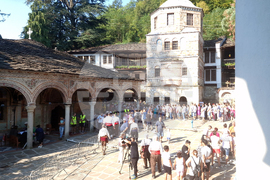 Троян - лития - храмов празник на Троянския манастир