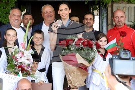 Летище София - Кимия Ализаде - посрещане