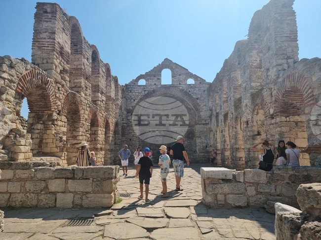 Continue the Change Sounds Alarm about National Cultural Heritage, Blames Culture Minister