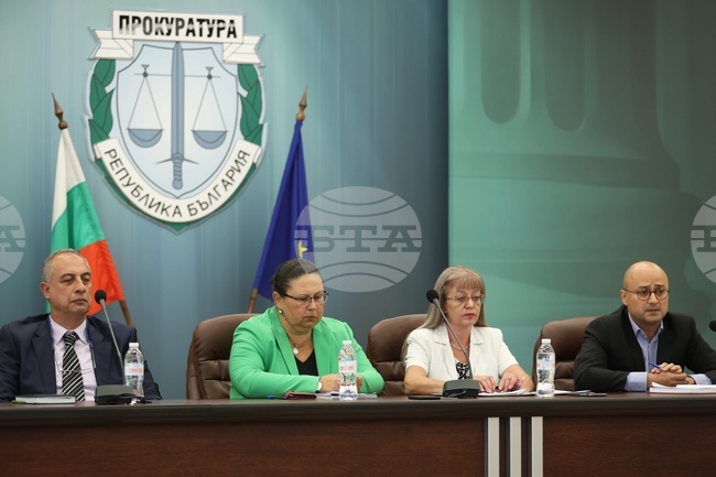 НСлС - пресконференция - Елин Пелин - фойерверки