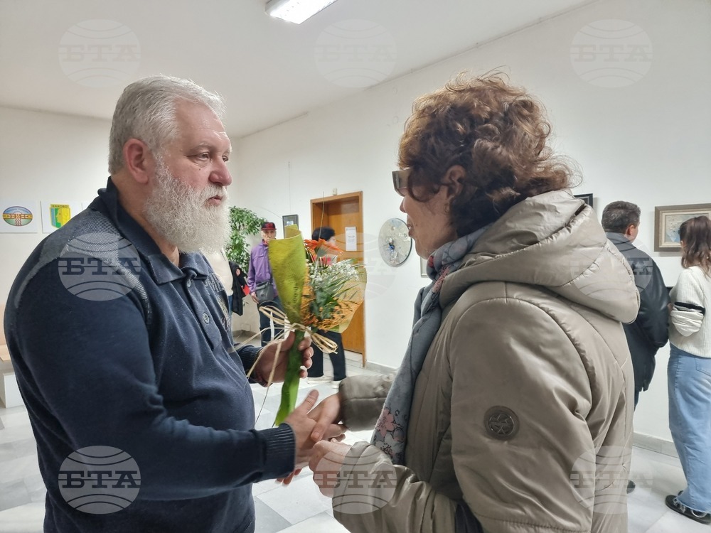 Ямбол - Цветан Казанджиев - коледна изложба