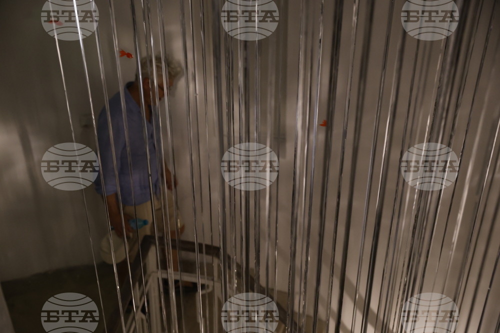 Пространствена инсталация - Юлиян Табаков - откриване