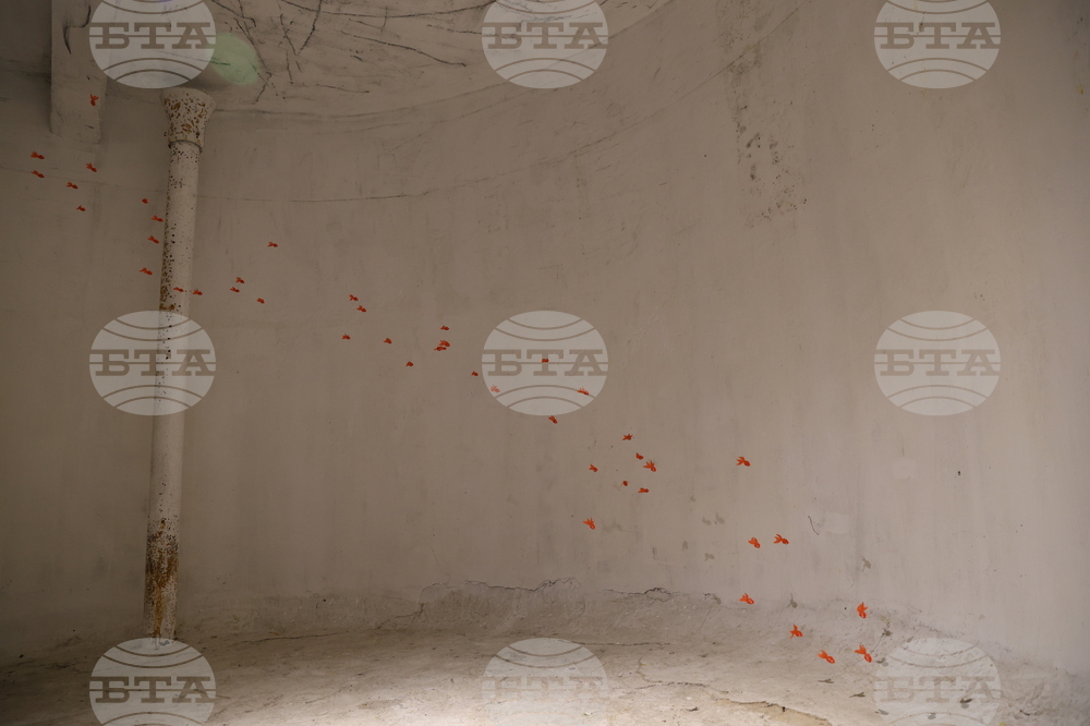 Пространствена инсталация - Юлиян Табаков - откриване