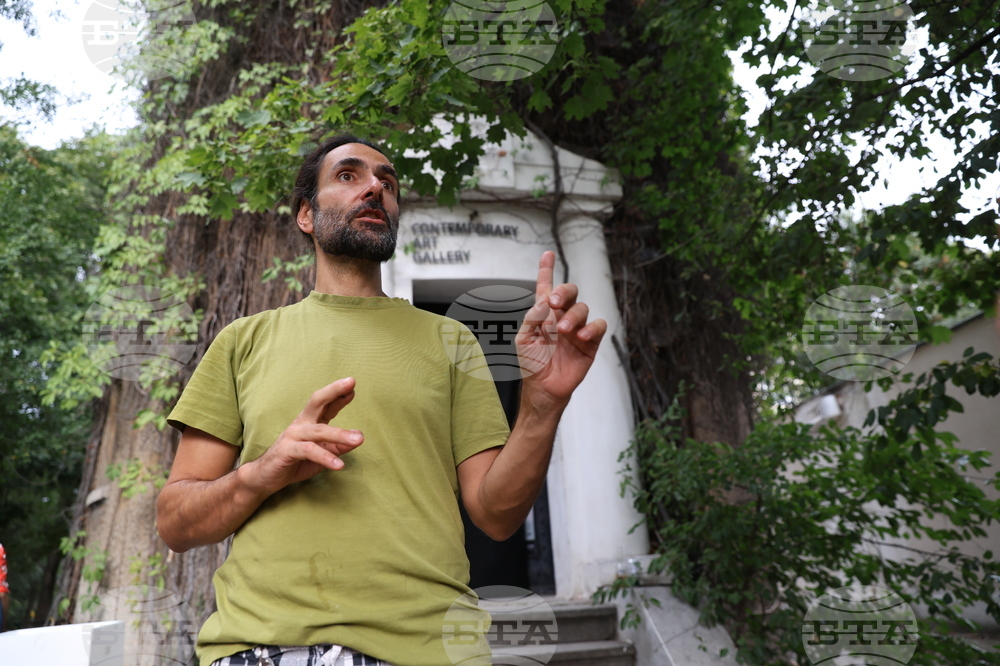 Пространствена инсталация - Юлиян Табаков - откриване