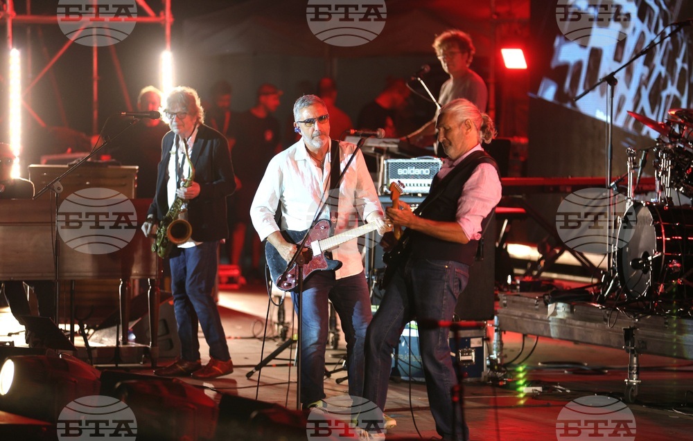 Варна - фестивал VARNA BREEZE by EXIT - Дайър Стрейтс