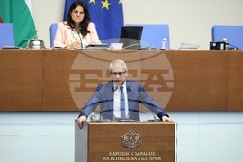 Парламент - заседание - Николай Денков