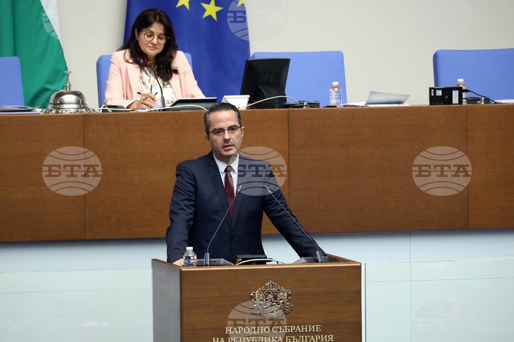 Парламент - заседание - Цончо Ганев,
