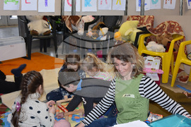 Варна - Мобилен екип на Агенцията за бежанците вече работи в Кризисния център 