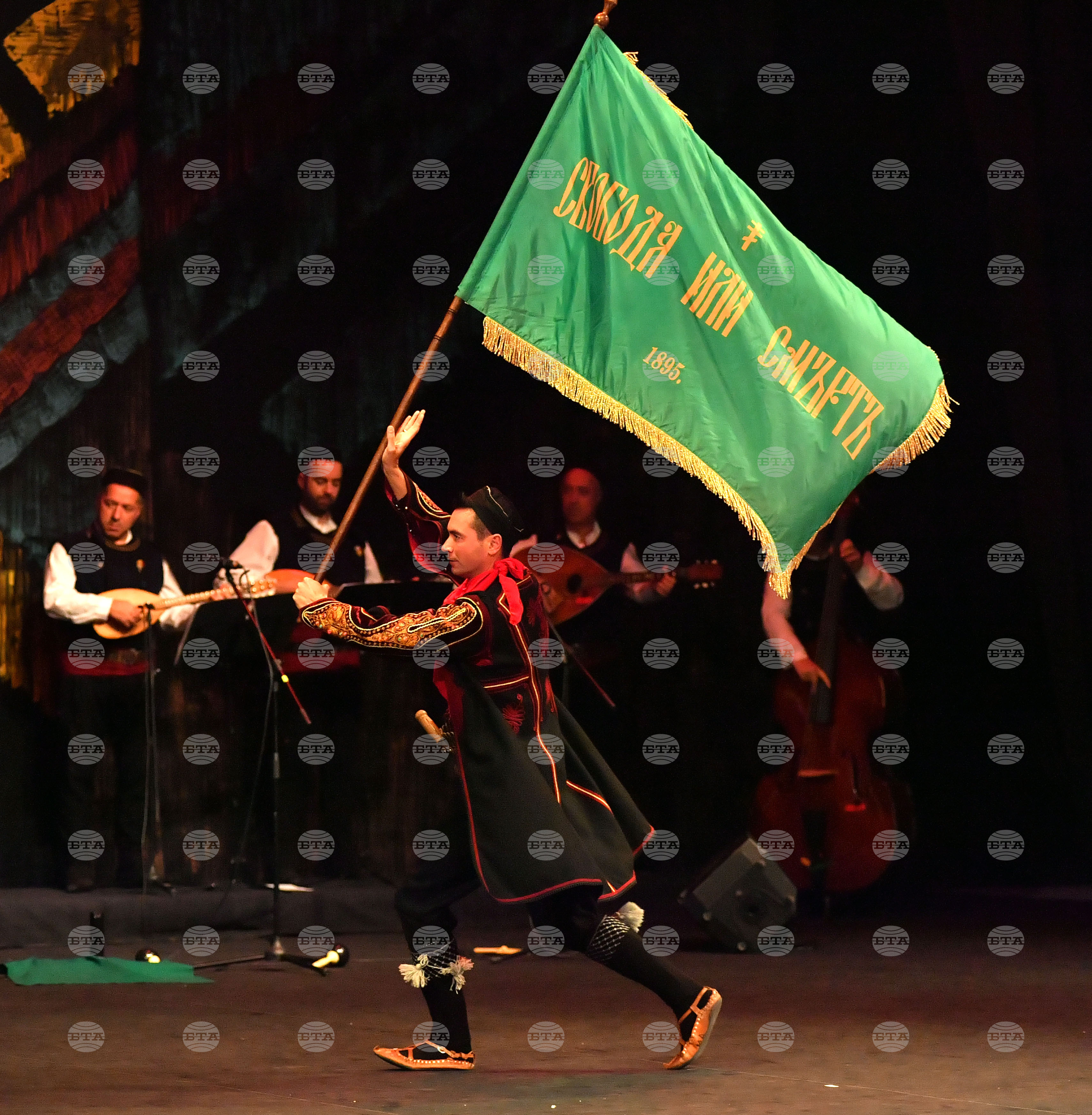 Разград - ансамбъл "Пирин" - концерт