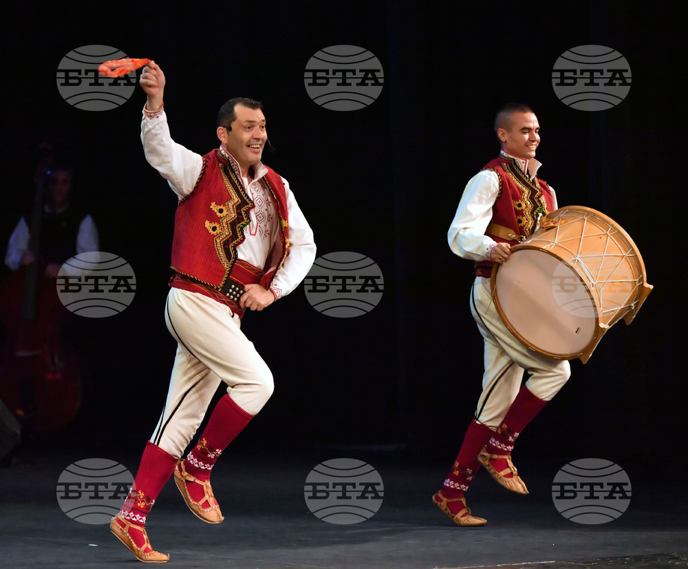 Разград - ансамбъл "Пирин" - концерт