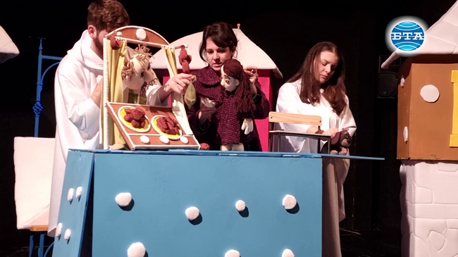 "Шалче за зимата" е коледният премиерен спектакъл за деца на Плевенския театър