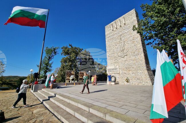 Местност Петрова нива - Илинденско-Преображенско въстание - възпоменателен събор