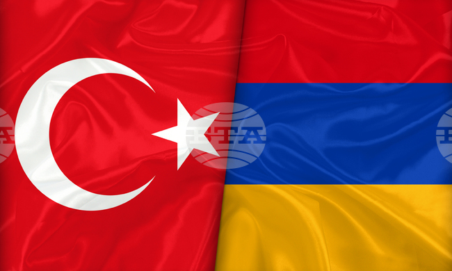 За първи път от години официални представители на Турция и на Армения се срещнаха на границата между двете страни