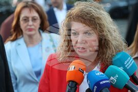 Местност Петрова нива - Илияна Йотова - брифинг