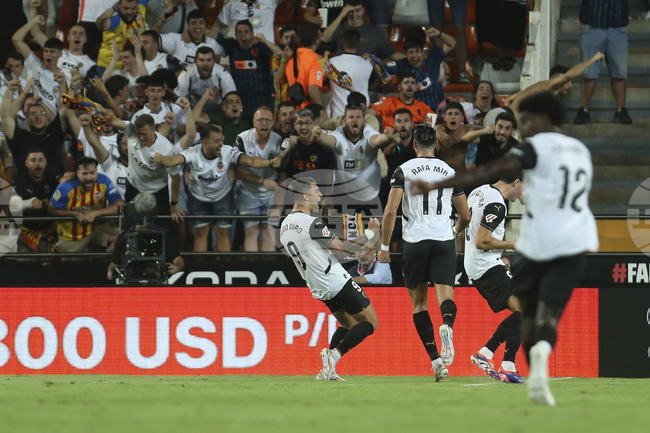 Валенсия и Еспаньол не излъчиха победител