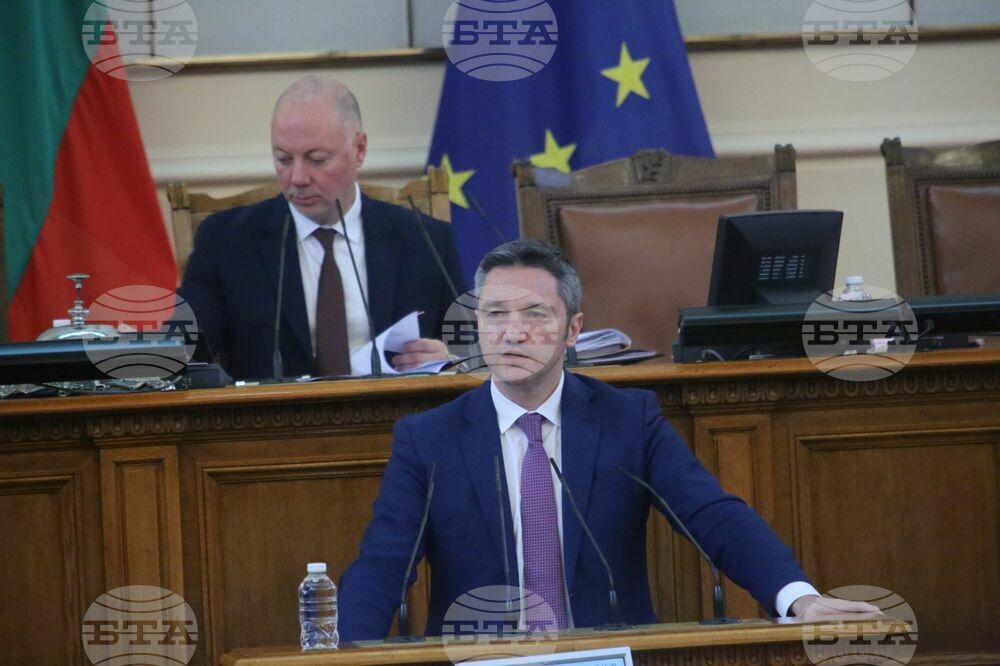 Кристиан Вигенин, БСП: С нашата военна помощ нито ще помогнем във войната, нито можем да бъдем част от търсене на дипломатическо решение