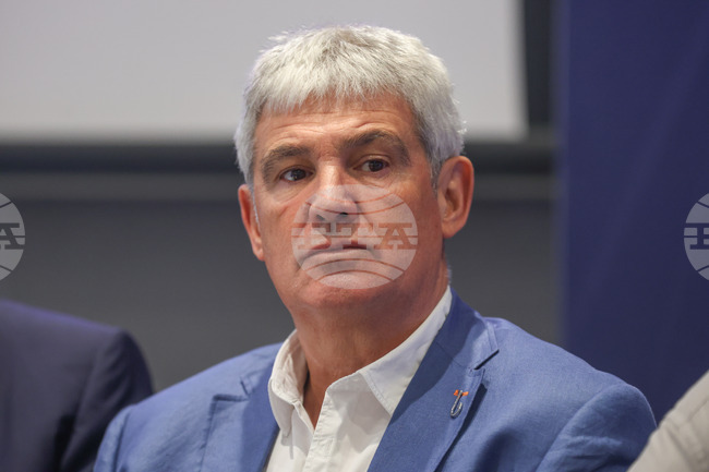 Trade Union President Stresses Importance of Keeping Prices under Control