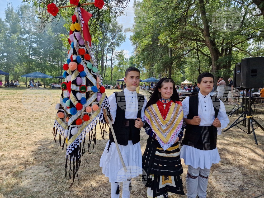 Самоков - Бельова църква - празник на каракачаните