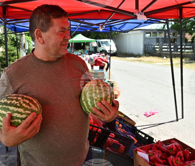 Село Подайва - неделен пазар