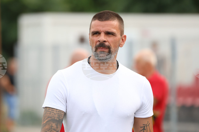 Спортният директор на ЦСКА Валентин Илиев похвали работата на старши треньора Христо Янев