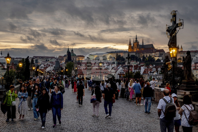Инфлацията в Чехия се забавя неочаквано през септември