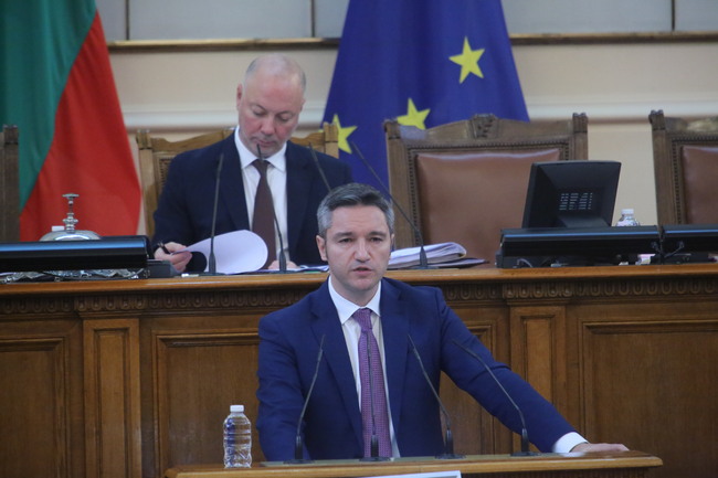 Вигенин за решението за Шенген: Служебният кабинет подцени Нидерландия и Австрия, трябваше да има повече двустранна дипломация с тях